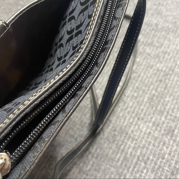 Fossil Black Signature Canvas and Leather Swing Bag - Picture 6 of 7